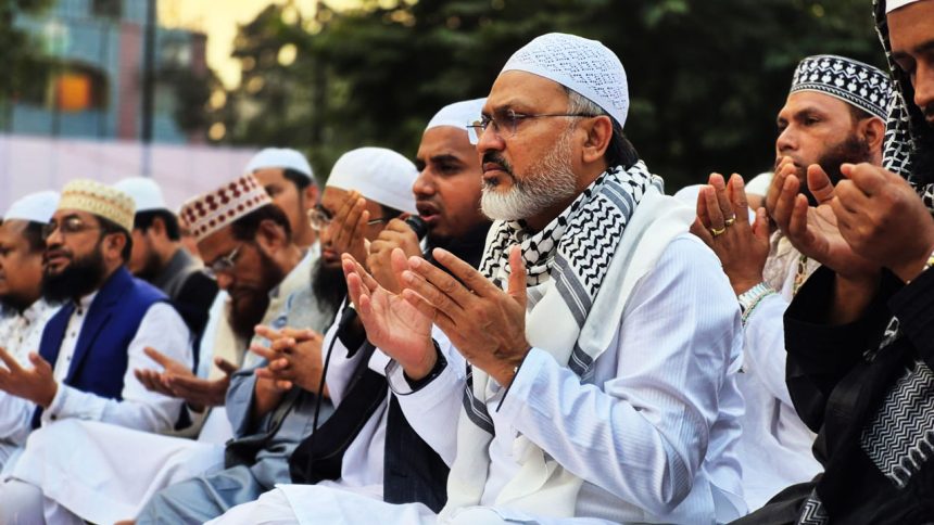 ঢাকা-১৫ আসনে শফিকুল ইসলাম মিল্টনের উপস্থিতিতে খালেদার সুস্থতা কামনায় দোয়া