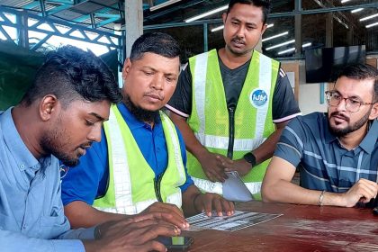 প্রবাসীদের হাতে ভোটার রেজিস্ট্রেশন নির্দেশনা: এনসিপি ডায়াস্পোরা অ্যালায়েন্সের ক্যাম্পেইন
