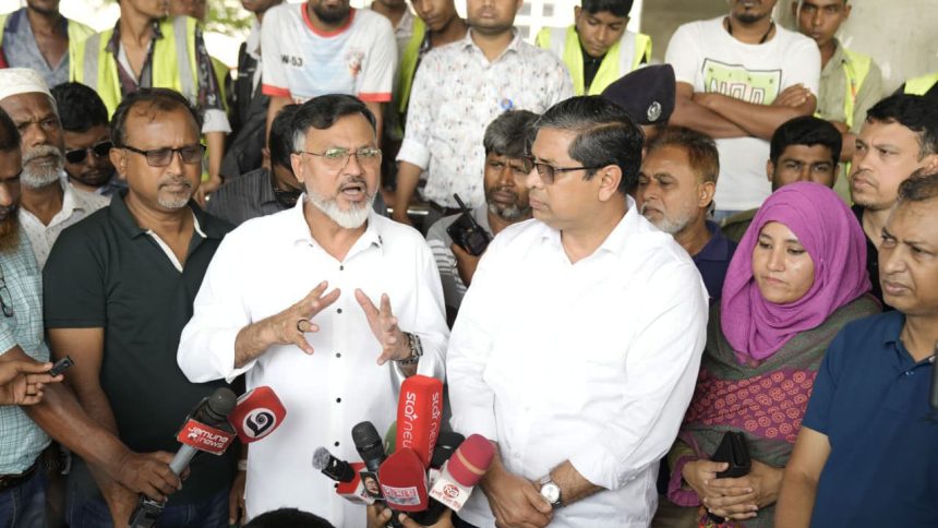 রাস্তা ও মেট্রোর নিচে বসা ইজারাদারদের বিরুদ্ধে কঠোর ব্যবস্থার হুঁশিয়ারি শফিকুল ইসলাম খানের