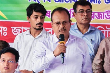 ওয়াসার এমডি মোঃ আমিনুল ইসলামের সভাপতিত্বে কড়াইলে গভীর নলকূপ উদ্বোধন